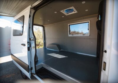 Mercedes-Benz Sprinter conversion van camper DIY